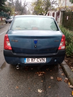 Vând Dacia Logan 