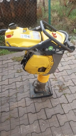 Inchiriez mai compactor picamer