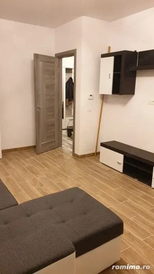 Garsoniera de inchiriat in zona Panduri