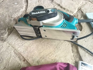 Rindea Makita KPO810C folosita de 4 ori fără cutie