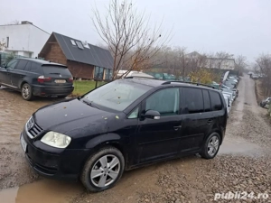 VW Touran  - imagine 2