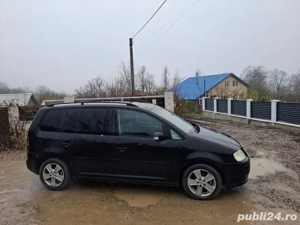 VW Touran  - imagine 3