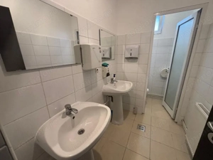 Spatiu comercial cu 4 incaperi 110 mp, situat in zona Aurel Vlaicu - imagine 8