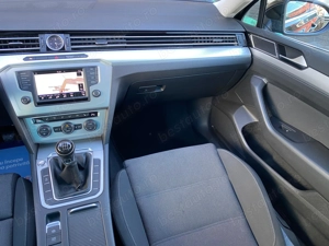 Volkswagen Passat Variant BlueMotion 2.0 Diesel 150 CP 2017 - imagine 15