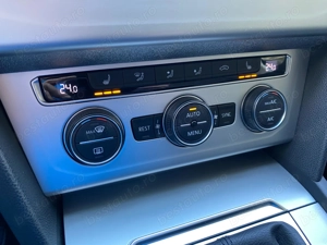 Volkswagen Passat Variant BlueMotion 2.0 Diesel 150 CP 2017 - imagine 17