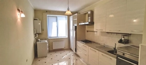 Se oferă spre închiriere apartament cu 2 camere, situat în zona Dristor Sector 3