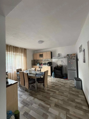 Casă de vînzare gradina și un hectar de teren 2 camere baie, coridor beci, bucătărie anexe,exe,, - imagine 10