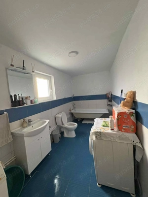 Casă de vînzare gradina și un hectar de teren 2 camere baie, coridor beci, bucătărie anexe,exe,, - imagine 8
