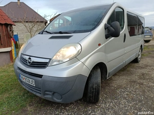 Vând Opel Vivaro 
