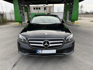 Mercedes E200 Avantgarde Virtual Cockpit Camere 360 Iluminat Ambiental Carplay