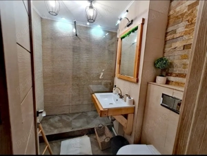 Apartament cu 3 camere et 1 în centru - imagine 9