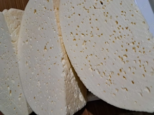 Vand branza de vaca - imagine 3