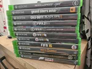 Vând jocuri XBOX ONE