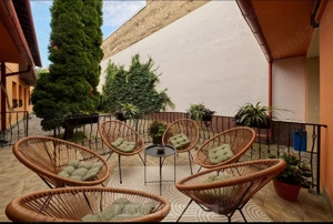 Posturi frizeri de inchiriat - zona cetate   facultate - imagine 5