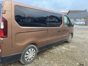Vand renault trafic 8+1 lung