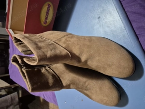 Ghete dama, Graceland, piele intoarsa imblanita, 42, noi