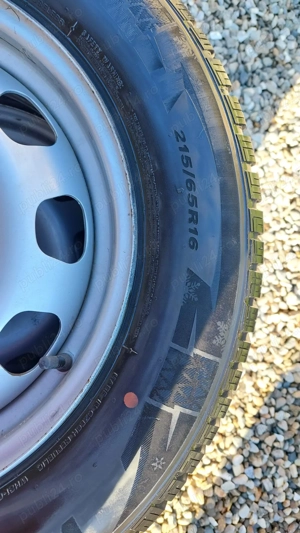 Roti iarna Dacia Duster 215 65 R16, stare foarte buna - imagine 4