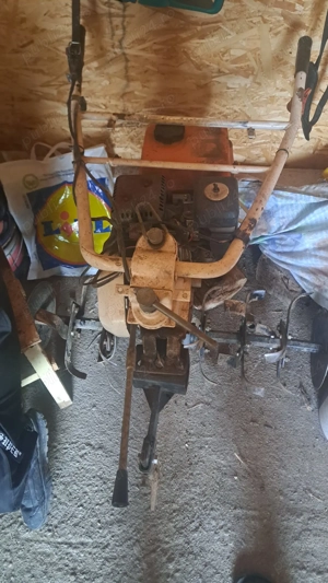 Vând motocultor oleomag