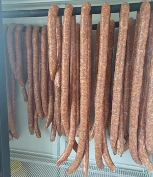 Cârnați proaspeți 