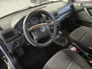  Skoda Octavia Tour 1.9 TDI   Unic Proprietar, Kilometri Real, Stare Impecabilă - imagine 2