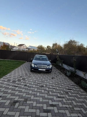Vând Mercedes E class din anul2004 motor 2.2 km 320000 - imagine 3