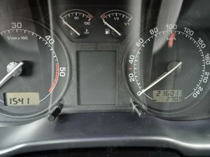  Skoda Octavia Tour 1.9 TDI   Unic Proprietar, Kilometri Real, Stare Impecabilă - imagine 6