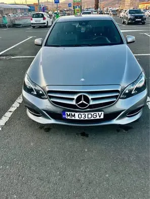 Mercedes E 200 CDI Bluetec  - imagine 3