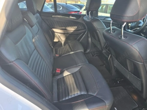 Mercedes GLE Coupe 43 AMG 3.0 Benzina 390 CP - imagine 11