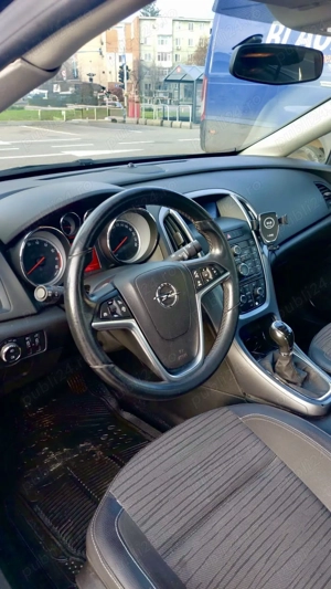 Opel Astra J Sedan, fabricatie decembrie 2017 - imagine 4