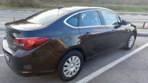 Opel Astra J Sedan, fabricatie decembrie 2017 - imagine 2