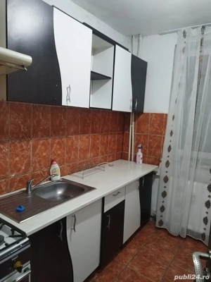 închiriez apartament cu 2camere central etajul 2 apartamentul t - imagine 3