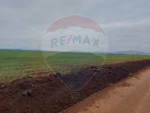 Comision 0 %! Teren extravilan, 21,175 mp Hărman