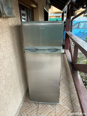 Frigiderul Whirlpool