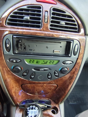 Vand Citroen C5 , 2 l diesel, în stare bună de funcționare. - imagine 8