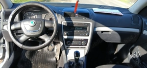 Skoda Octavia 2012 E5 - imagine 8
