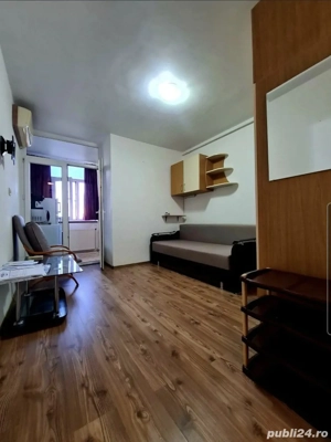 VÂND garsoniera zona Astra- Răcădău