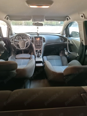 Vând Opel Astra Sport Tourer 2014 1,6cdi ecoflex