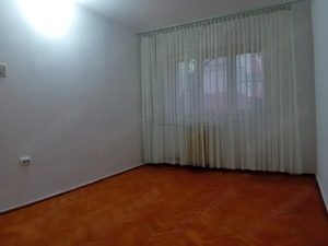 Proprietar vând apartament 2 camere 50 mp,aproape de Spitalul Județean  - imagine 3