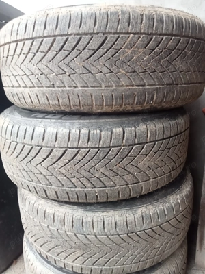 Vând cauciucuri 225/60/16 dor 2023 rulate maxim 10.000 de km .150 de lei buc tel 0723437494 - imagine 3