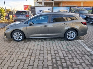 De vanzare Suzuki Swace 1.8B Passion Full Hybrid CVT,  identic Toyota Corolla Touring Sport. 