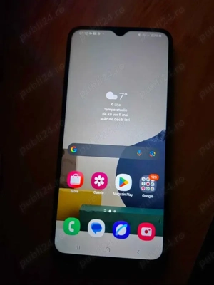 Vând telefonul  , folosit merge perfect!  Astep mesaj în privat pentru detalii. 