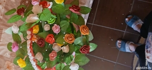 Cosulet cu trandafiri de sapun si buchete realizate manual 