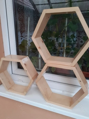 3 polițe lacuite de perete - imagine 4