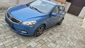 Kia Ceed 2010 1.4 Benzina Euro5 90CP - imagine 3