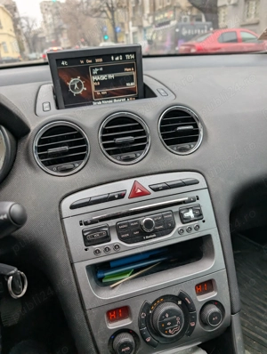 Vand Peugeot 308 SW , diesel , an 2012 , 257000 km , motor reparat , euro 5 - imagine 9