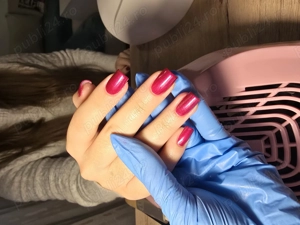 Manichiura completa la domiciliu