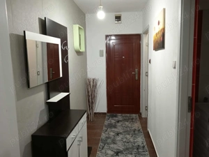 Inchiriez apartament