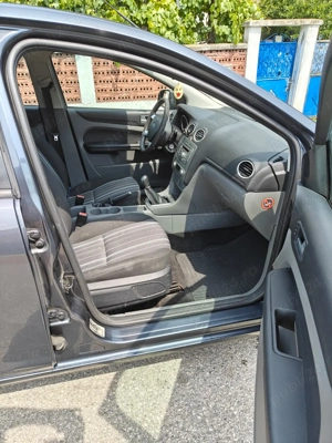 Vând Ford focus - imagine 9