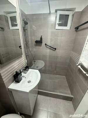 Inchiriez garsoniera in Roman in regim hotelier - imagine 4