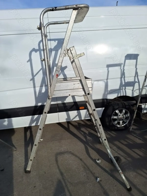 Scară profesională aluminiu  cu platformă și balustradă